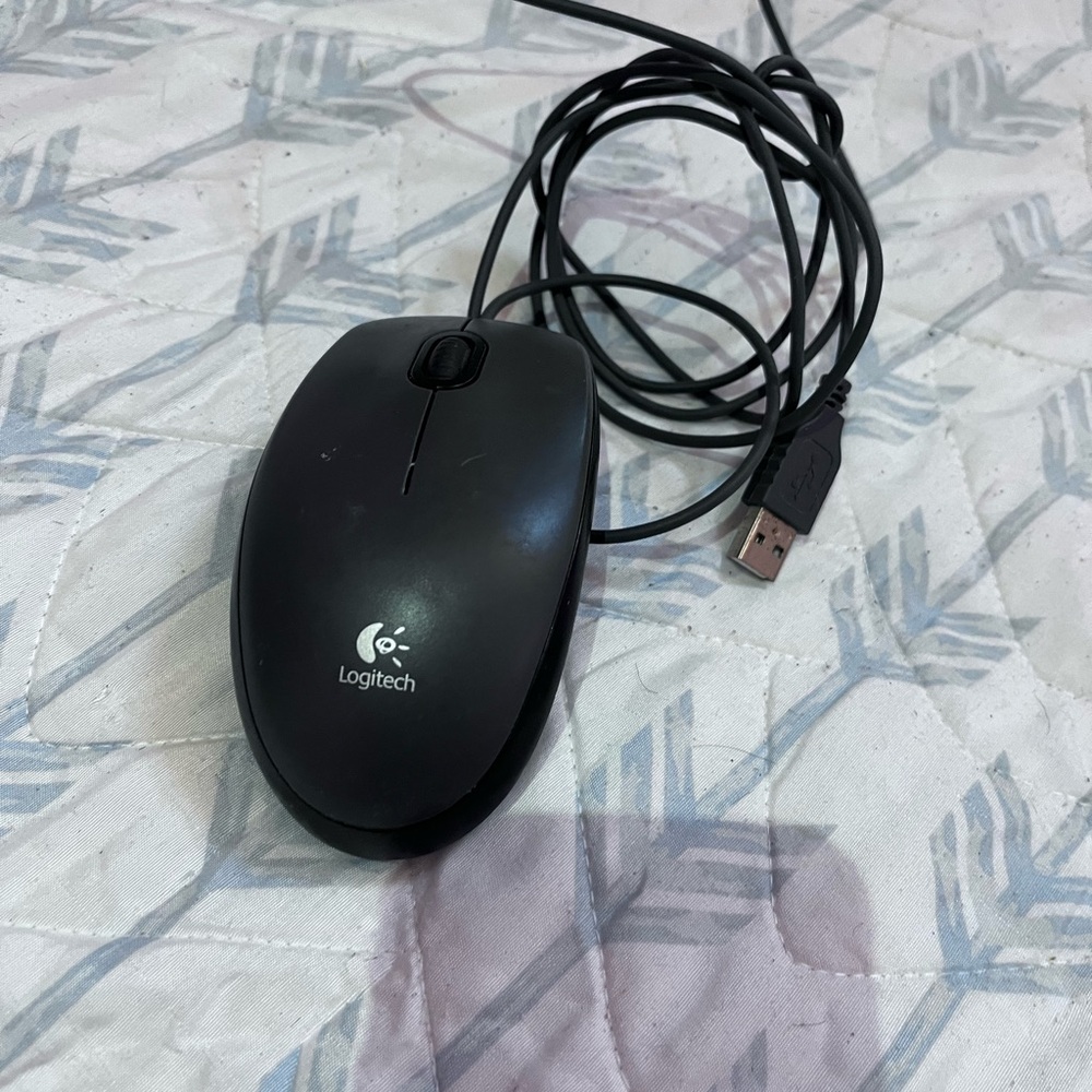 Logitech Black USB Mouse